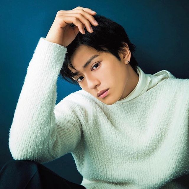 人気俳優新田真剣佑の彼女とは 過去の熱愛騒動や噂もご紹介